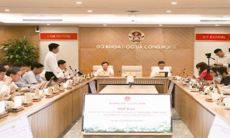 Tạo nền tảng triển khai hiệu quả chính sách, chiến lược quốc gia về khoa học công nghệ, đổi mới sáng tạo và chuyển đổi số