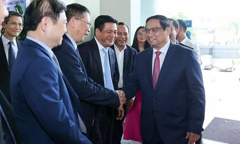 Thủ tướng Chính phủ: Lấy khoa học công nghệ và đổi mới sáng tạo làm một động lực tăng trưởng chủ yếu
