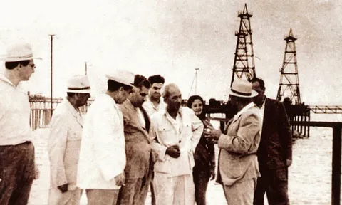 Bác Hồ với Khoa học Công nghệ