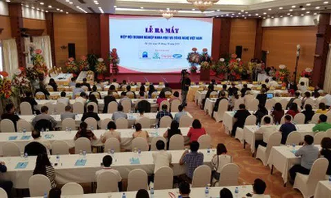 Hội đồng cố vấn Hiệp hội Doanh nghiệp Khoa học và Công nghệ Việt Nam