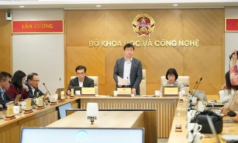 Tiếp tục hoàn thiện thể chế, thúc đẩy phát triển khoa học công nghệ