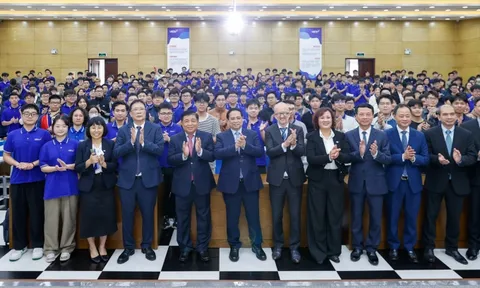 Thủ tướng: Khoa học công nghệ là chìa khóa vạn năng