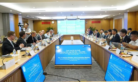 Tăng tốc hợp tác hạ tầng số, năng lượng nguyên tử và nghiên cứu phát triển với Thụy Điển