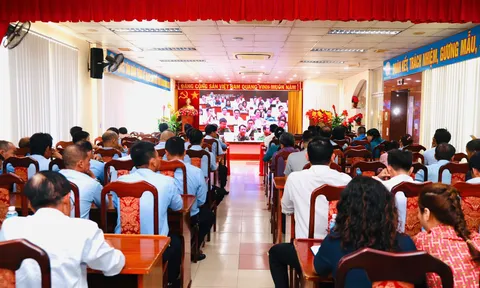 HƠN 1.000 ĐẢNG VIÊN CÔNG TY YẾN SÀO KHÁNH HÒA THAM GIA HỌC TẬP, QUÁN TRIỆT NGHỊ QUYẾT HỘI NGHỊ TRUNG ƯƠNG 3 KHÓA XIV