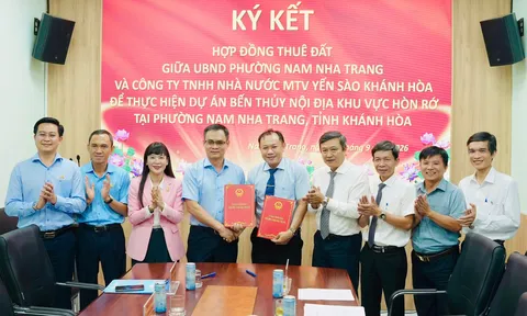 CÔNG TY YẾN SÀO KHÁNH HÒA KÝ KẾT HỢP ĐỒNG THUÊ ĐẤT THỰC HIỆN DỰ ÁN BẾN THỦY NỘI ĐỊA KHU VỰC HÒN RỚ
