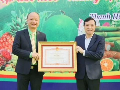 Tiến Nông vượt 'bão' từ tâm niệm