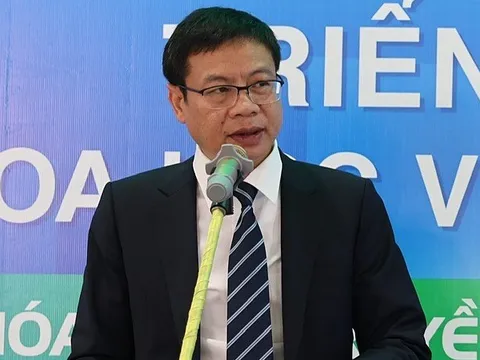 Trưng bày thành tựu khoa học công nghệ qua sách