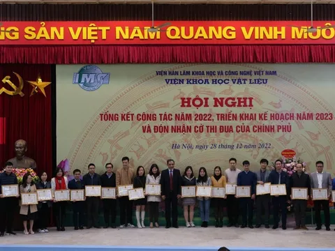 Viện Khoa học vật liệu: Phát huy vai trò là cơ quan nghiên cứu hàng đầu về khoa học vật liệu
