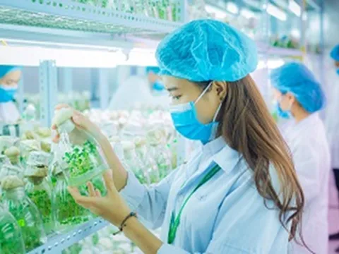 Sinh học Ngân Hà Bắt đầu từ niềm say mê nghiên cứu khoa học và công nghệ