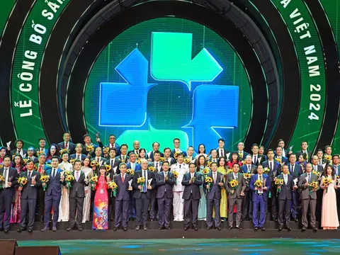 YẾN SÀO KHÁNH HOÀ VINH DỰ LẦN THỨ 4 LIÊN TIẾP ĐẠT THƯƠNG HIỆU QUỐC GIA.