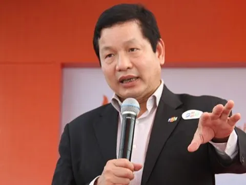 Chủ tịch FPT, VNDIRECT “đứng lớp” hỗ trợ doanh nghiệp vượt đại dịch