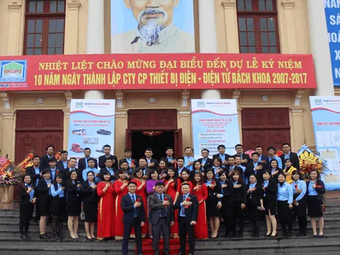 Giải pháp "bắt bệnh" cho hàng ngàn xe ô tô từ xa