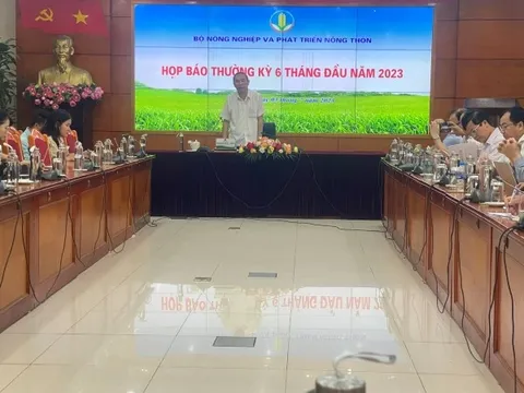 Ngành nông nghiệp vẫn là bệ đỡ vững chắc của nền kinh tế