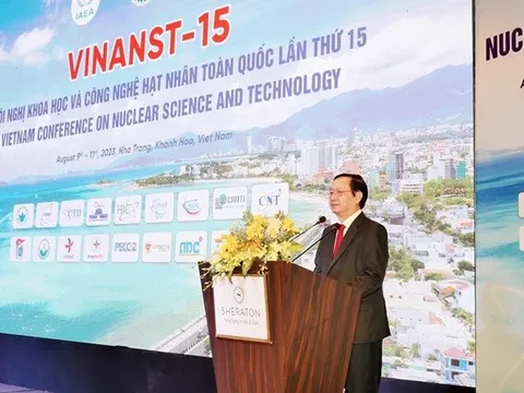 Đẩy mạnh nghiên cứu khoa học, phát triển ứng dụng năng lượng nguyên tử vì mục đích hòa bình tại Việt Nam