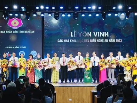 Trao Giải Techfest Nghệ An Open 2023 và vinh danh các nhà khoa học tiêu biểu