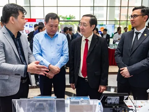 Bộ trưởng KH&CN: Tăng cường hỗ trợ cho các nghiên cứu công nghệ mới, chip bán dẫn