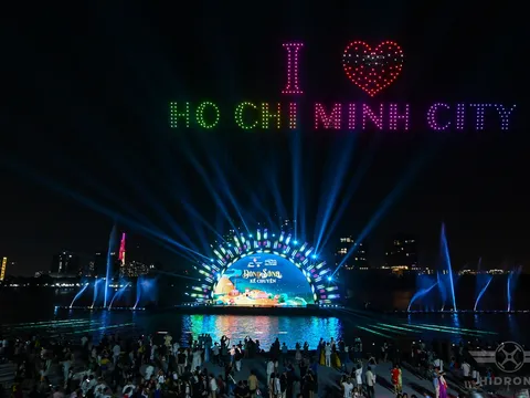 Công ty cổ phần Hitek Drone và trò chơi công nghệ ánh sáng