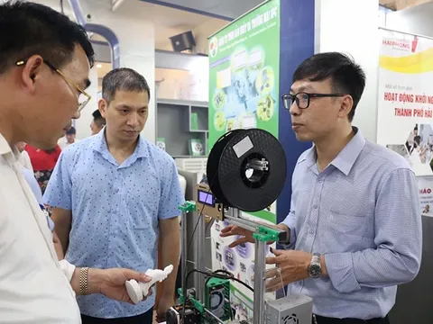 Điểm tựa cho phát triển các vùng kinh tế