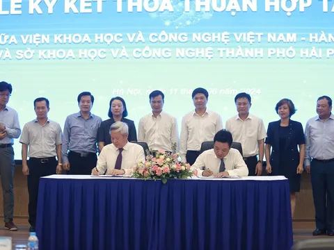 Tăng cường chuyển giao, kết nối viện trường và doanh nghiệp địa phương