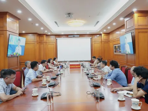 Thúc đẩy chuyển đổi số, khơi thông mọi nguồn lực phát triển kinh tế - xã hội