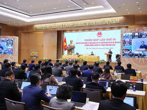 Khoa học, công nghệ, đổi mới sáng tạo và chuyển đổi số phải lấy người dân, doanh nghiệp làm trung tâm để thúc đẩy sự phát triển