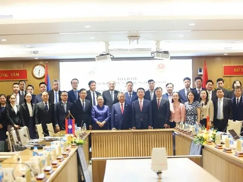 Việt Nam - Lào mở ra chương hợp tác mới về KHCN,ĐMST&CĐS