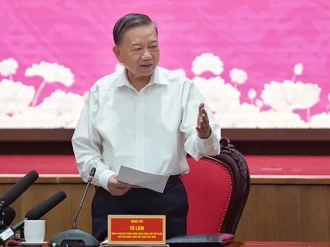 'Hà Nội phải tiên phong xây dựng nền kinh tế dựa trên tri thức, dữ liệu, sáng tạo'