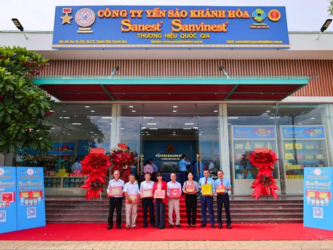 LỄ KHAI TRƯƠNG CỬA HÀNG XĂNG DẦU, CỬA HÀNG GIỚI THIỆU SẢN PHẨM YẾN SÀO KHÁNH HÒA VÀ RA MẮT SẢN PHẨM MỚI SANEST/SANVINEST SVN79
