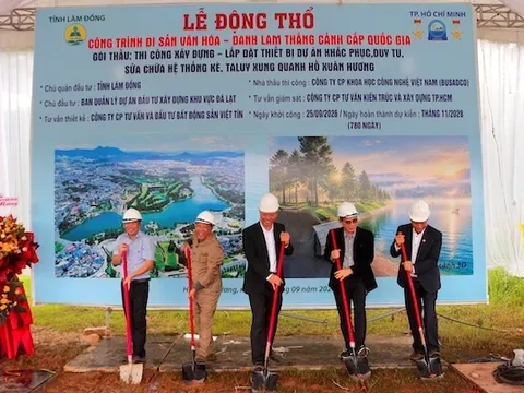 BUSADCO đưa công nghệ bê tông cốt sợi vào sửa chữa kè Hồ Xuân Hương